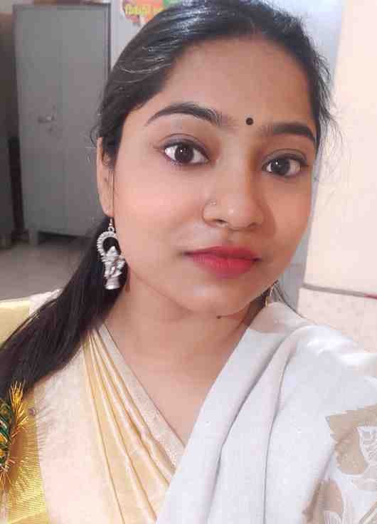 Dr. Komal Saroj